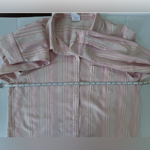 Gap easy stripe shirt. Color multi pink stripe. Size XL in excellent con… - Picture 10 of 14